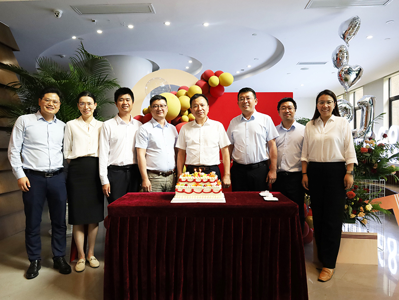 二十一载 智造未来丨贺304am永利集团股份廿一诞辰，，，，再启新篇