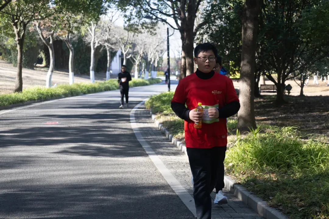 回望2024 启航2025 | 304am永利集团股份2025年度战略年会顺遂召开